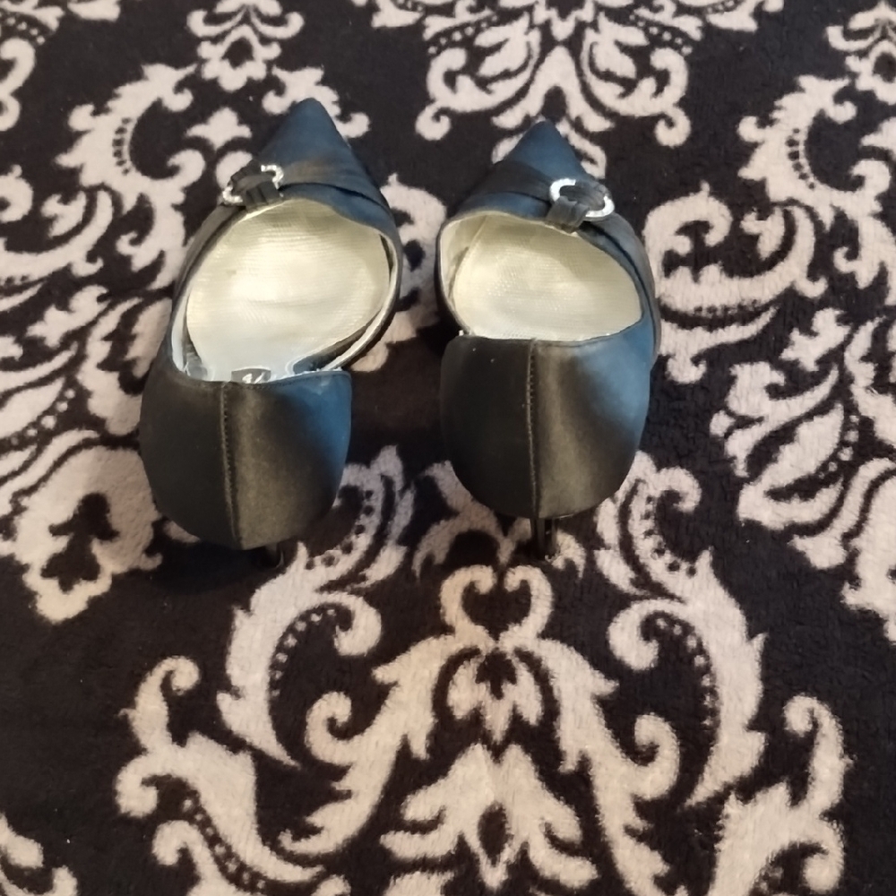 Vaneli Black Pointed Toe Heels With Decorative Ac… - image 3